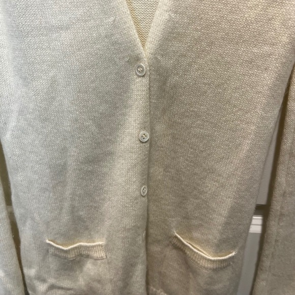 Eric Bompard 100% Pure Cashmere V Neck Button Front Cardigan Cream Size S - Picture 4 of 11